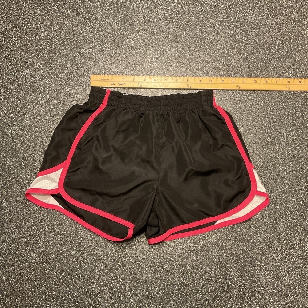 Women Athletic Shorts XS - Picture 2 of 5